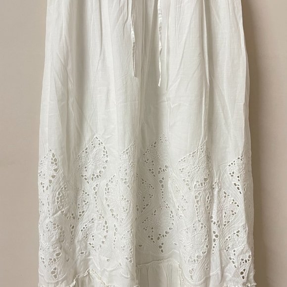 Medium- 100% Cotton White Maxi Dress - Picture 6 of 7